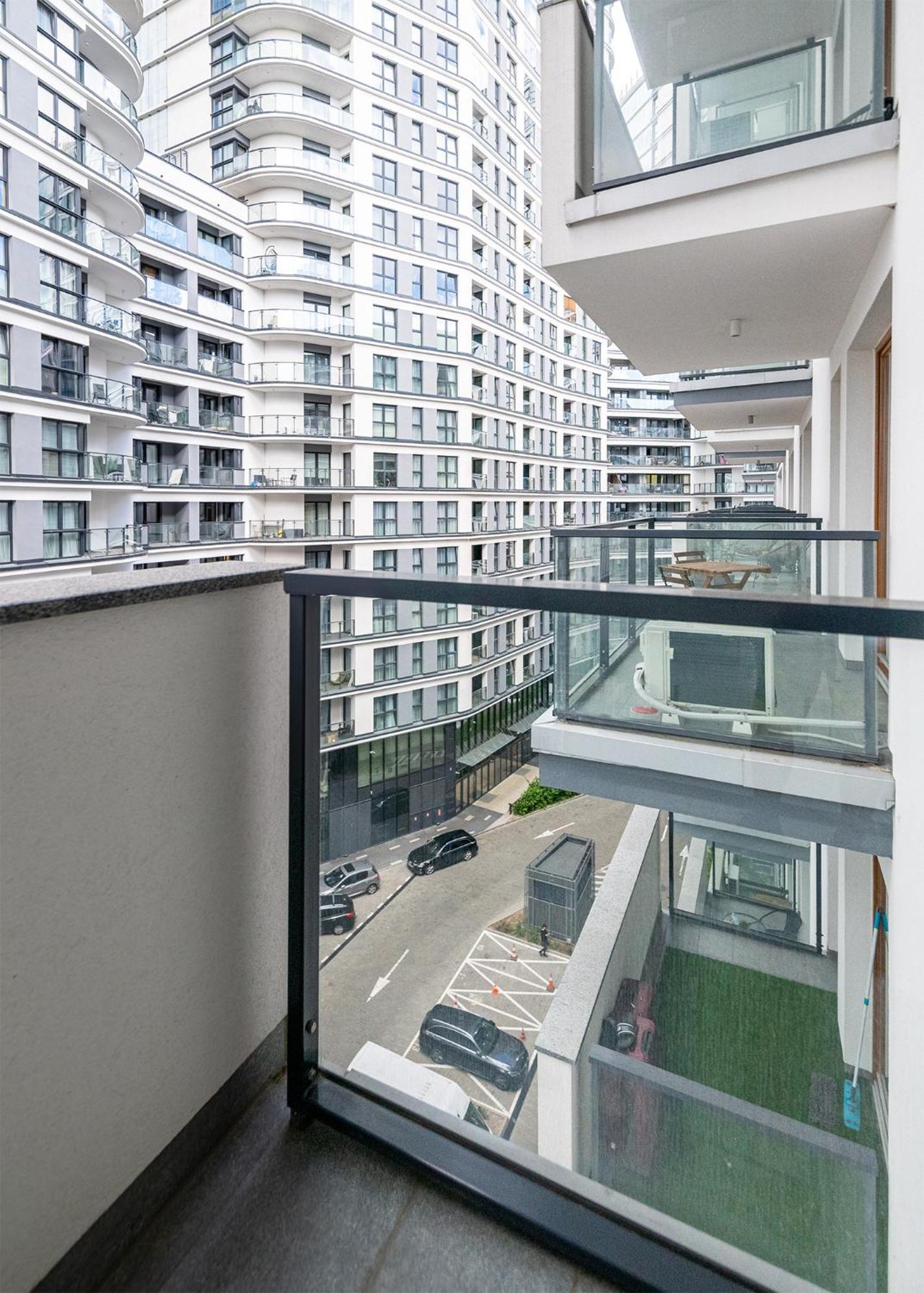 Rentplanet - Apartamenty Kasprzaka Warszawa Zewnętrze zdjęcie