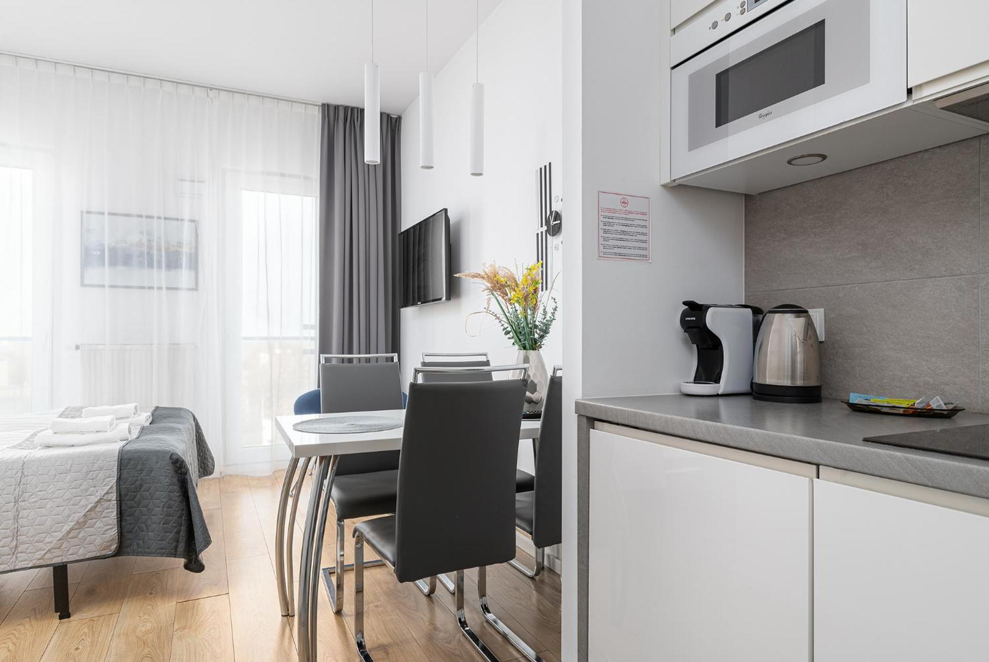 Rentplanet - Apartamenty Kasprzaka Warszawa Zewnętrze zdjęcie